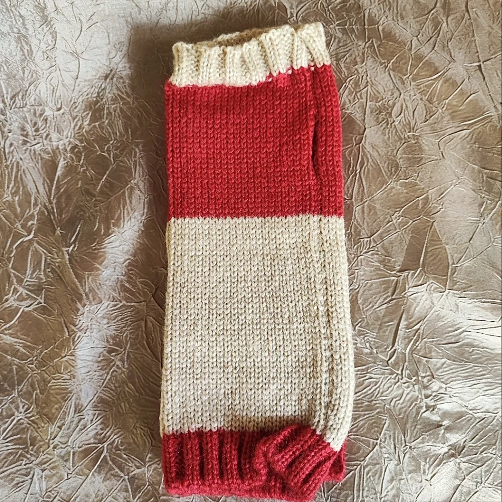 Fingerless Warm Gloves Thumb Holes Red and Cream Embroidered Birds Mittens NEW
